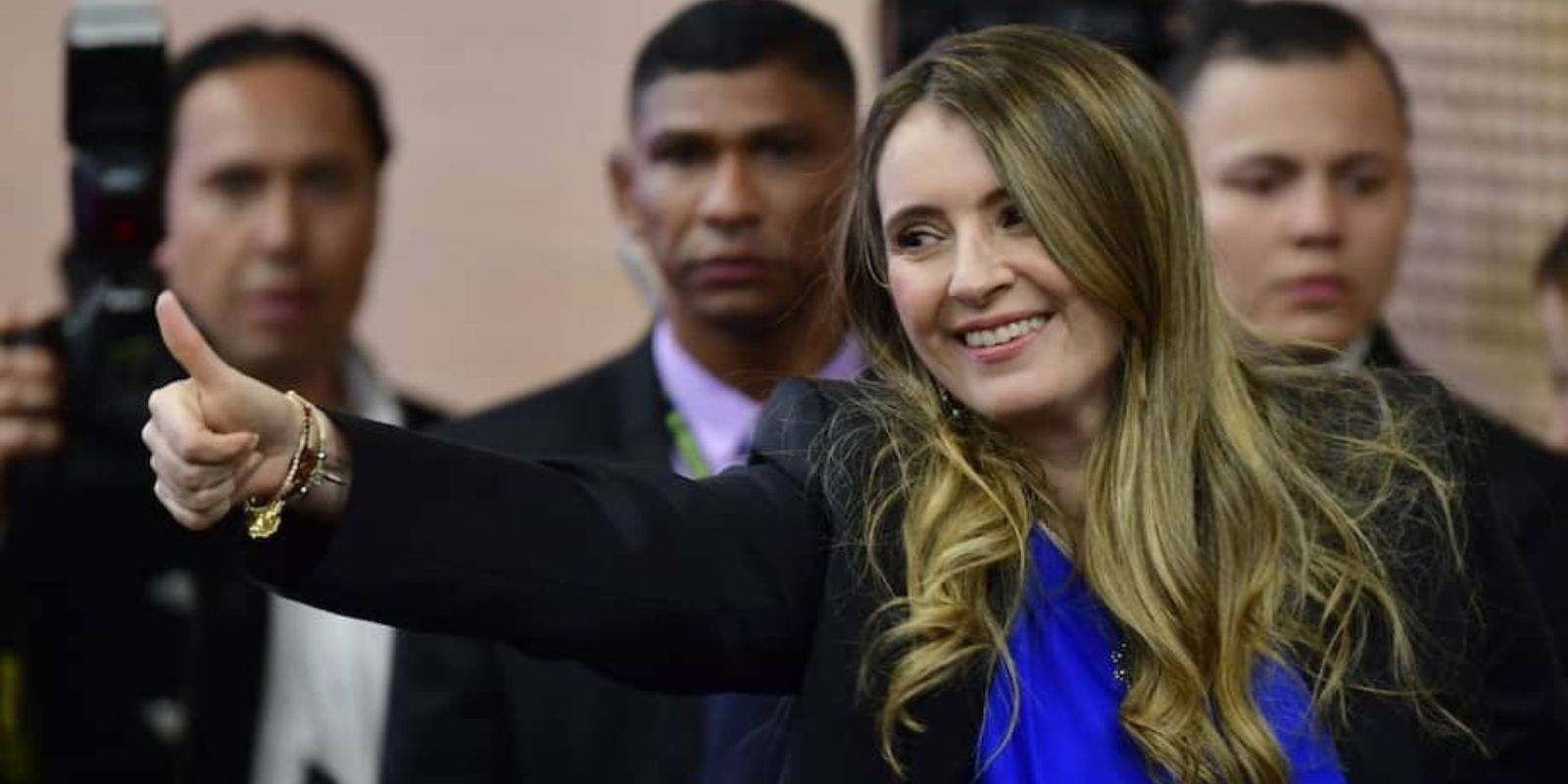 Paloma Valencia invita a debatir sin leer