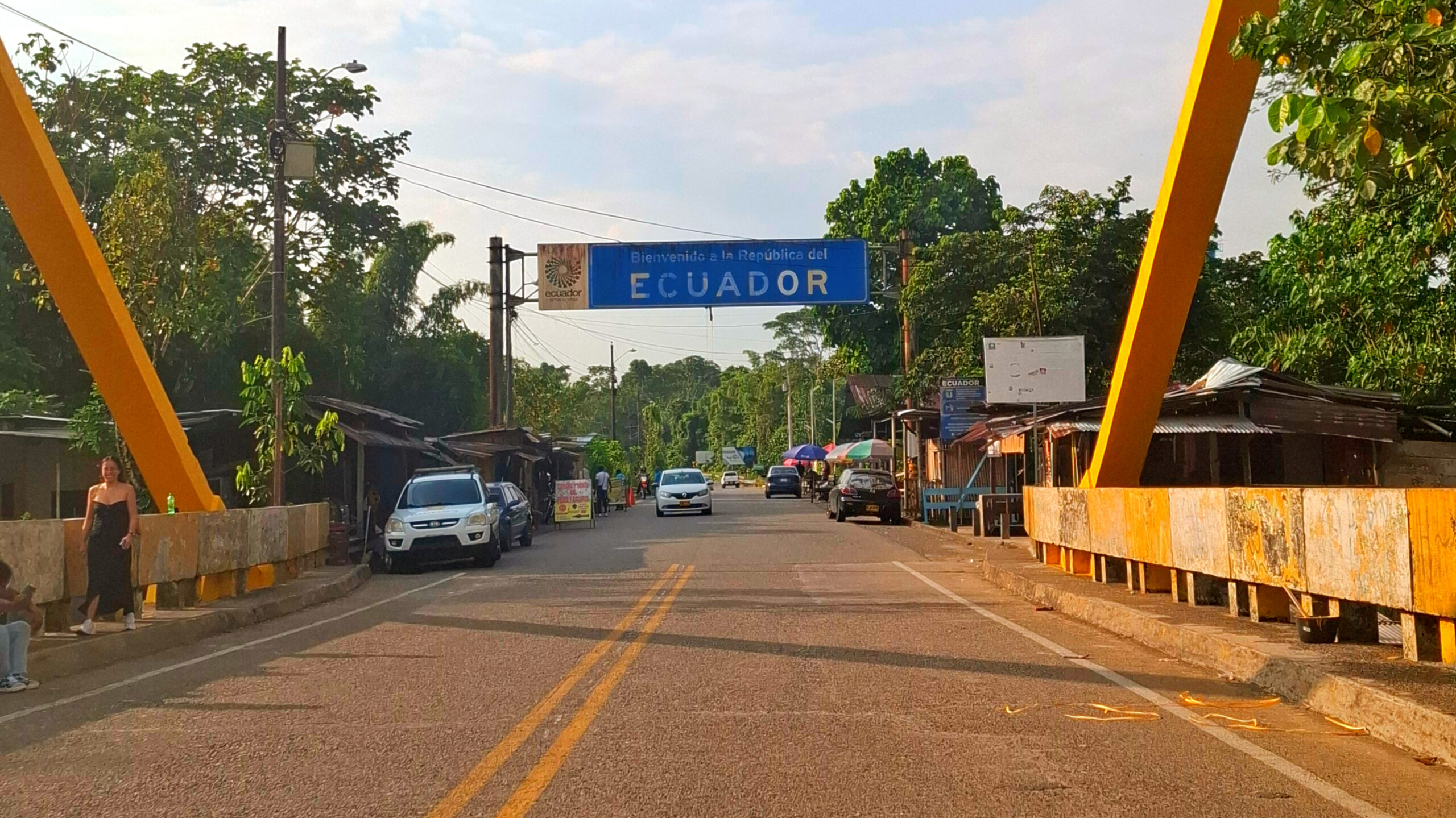 CAN ordena a Ecuador levantar restricciones comerciales a Colombia en 10 días